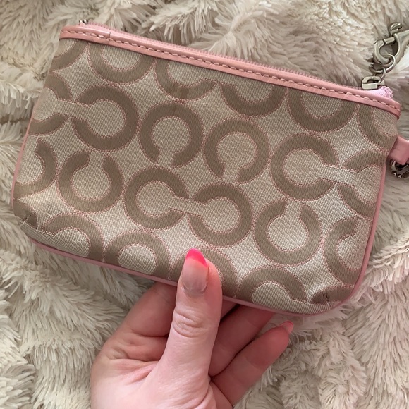 Coach Wristlet - Picture 3 of 4